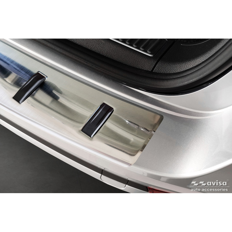 Protection de seuil arrière inox sur mesure pour Skoda Superb III Combi 2015-2023 incl. Scout 'STRONG EDITION'
