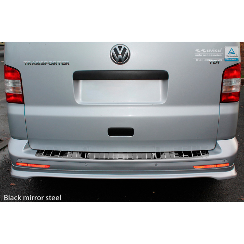 Protection de seuil arrière inox Noir-Chromé sur mesure pour VW Transporter T5 2003-2015 (tous) & T6 2015- / FL 2019- (portes arrière) 'Ribs'