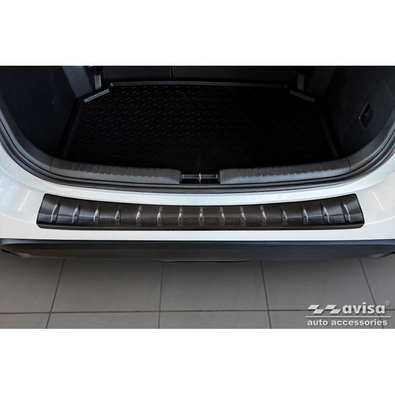 Protection de seuil arrière inox noir sur mesure pour Mazda 2 Hybrid 2022- 'Ribs'