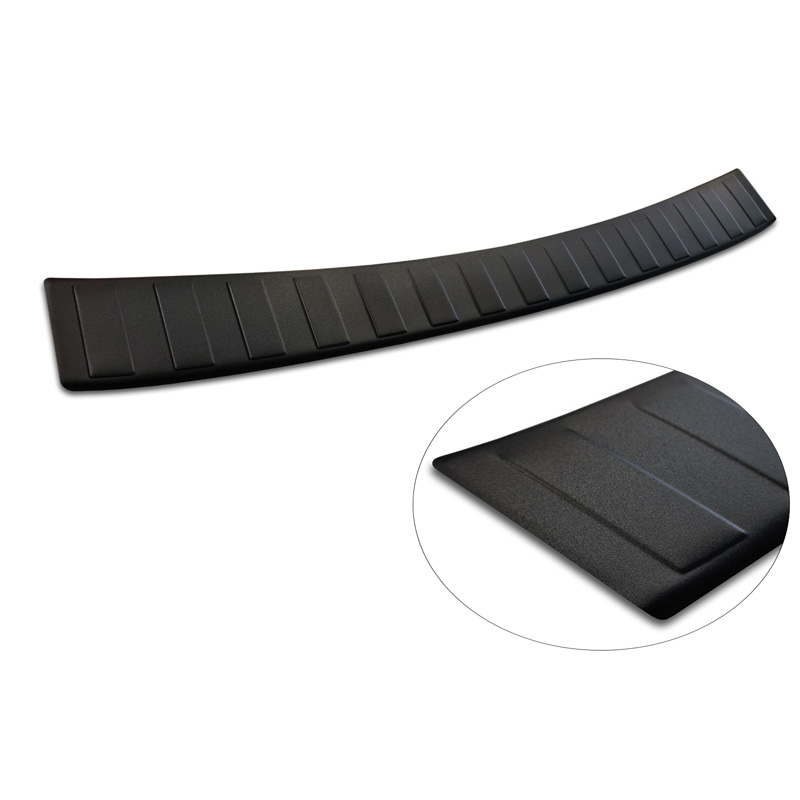 Protection de seuil arrière inox noir mat sur mesure pour Seat Leon Sportstourer incl. FR / Cupra Leon Sportstourer 2020-2024 & Facelift 2024- 'Ribs'
