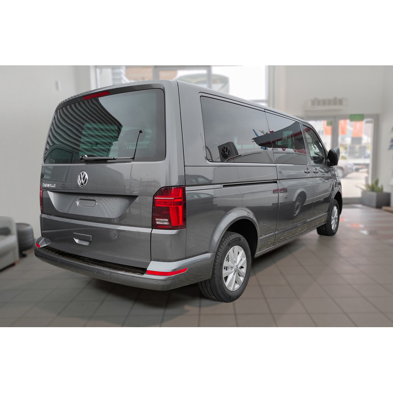 Protection de seuil arrière carboné 3D sur mesure pour Volkswagen Caravelle T6 2015-2019 & Caravelle T6.1 2019- (avec hayon arrière) 'Ribs'