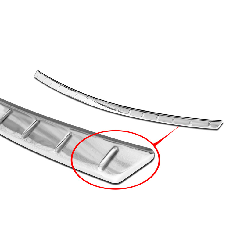Protection de seuil arrière inox sur mesure pour Mercedes Classe C C205 Coupe AMG 2015-2021 'Ribs'