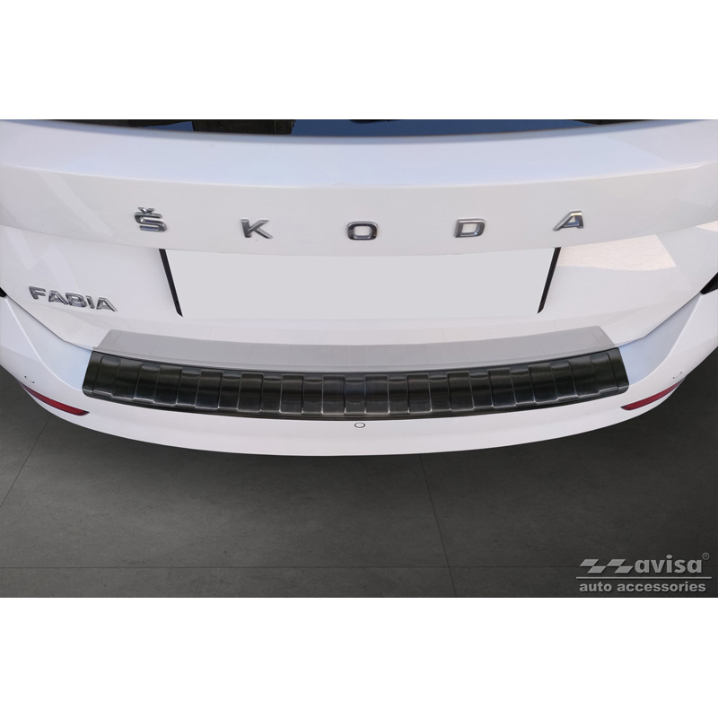 Protection de seuil arrière inox noir sur mesure pour Skoda Fabia III Combi FL 2018- 'Ribs'