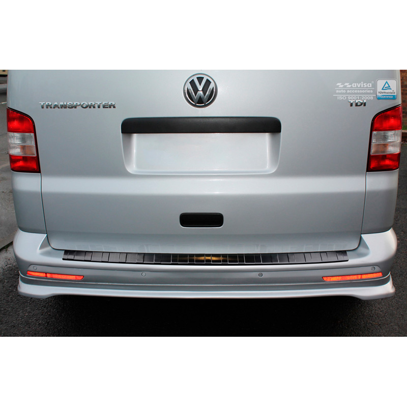 Protection de seuil arrière inox noir sur mesure pour VW Transporter T5 2003-2015 (tous) & T6 2015- / FL 2019- (portes arrière) 'Ribs'