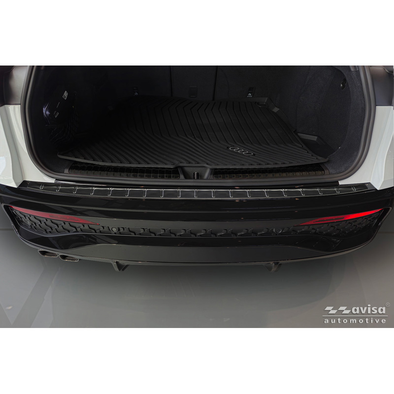 Avisa Protection de seuil arrière inox noir sur mesure pour Audi Q5 (GUB) 2025- 'Ribs'
