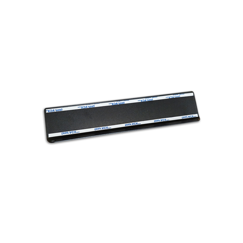 Seuils de portes aluminium inférieures 'Riffled Plate' sur mesure pour Toyota Proace Verso II, Citroen Spacetourer 2016- / Peugeot Expert 4d 2016-2021 & FL 2021- / Peugeot Traveller 2016-, Citroën Jumpy 4d 2016- / Opel Vivaro III, Opel Zafira Life 2019
