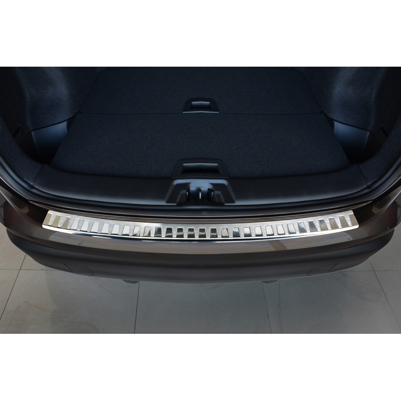 Protection de seuil arrière inox sur mesure pour Nissan Qashqai II 2014-2017 'Ribs'