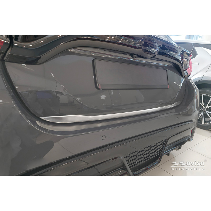 Avisa Revêtement d'habillage du hayon du coffre inox brossé sur mesure pour Toyota Yaris (P21) 2020-2024 & Facelift 2024-