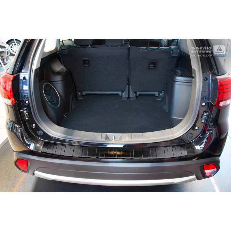 Protection de seuil arrière inox noir sur mesure pour Mitsubishi Outlander III 2015- 'Ribs'