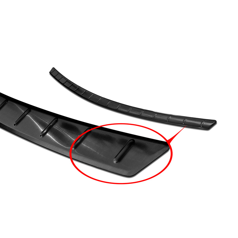 Protection de seuil arrière inox noir sur mesure pour Mercedes Classe C C205 Coupe AMG 2015-2021 'Ribs''