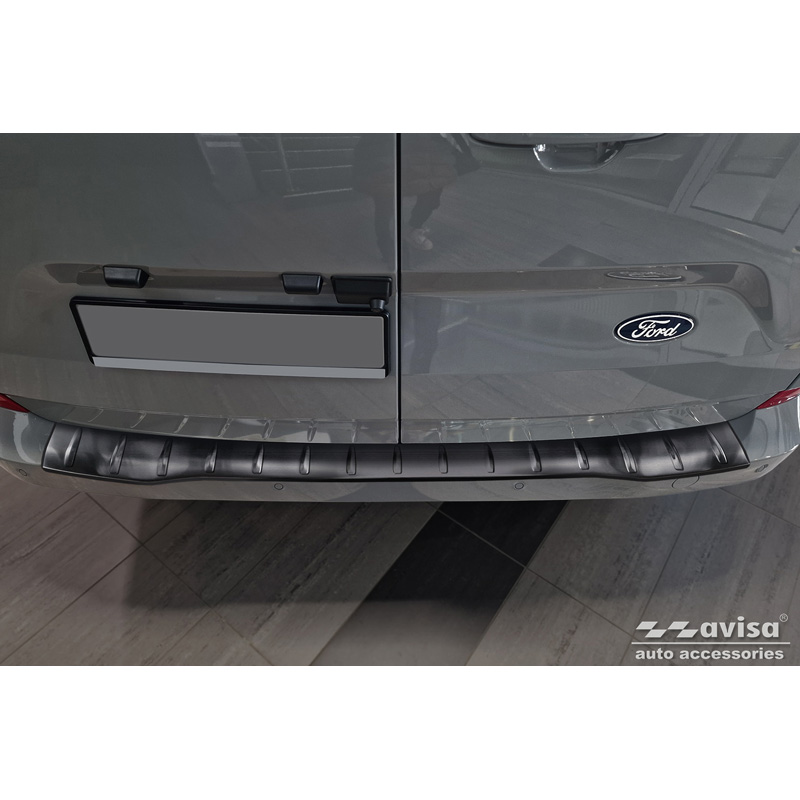 Protection de seuil arrière inox noir sur mesure pour Ford Transit Custom & Tourneo Custom (V710) 2023- / Volkswagen Transporter T7 2024- 'Ribs'