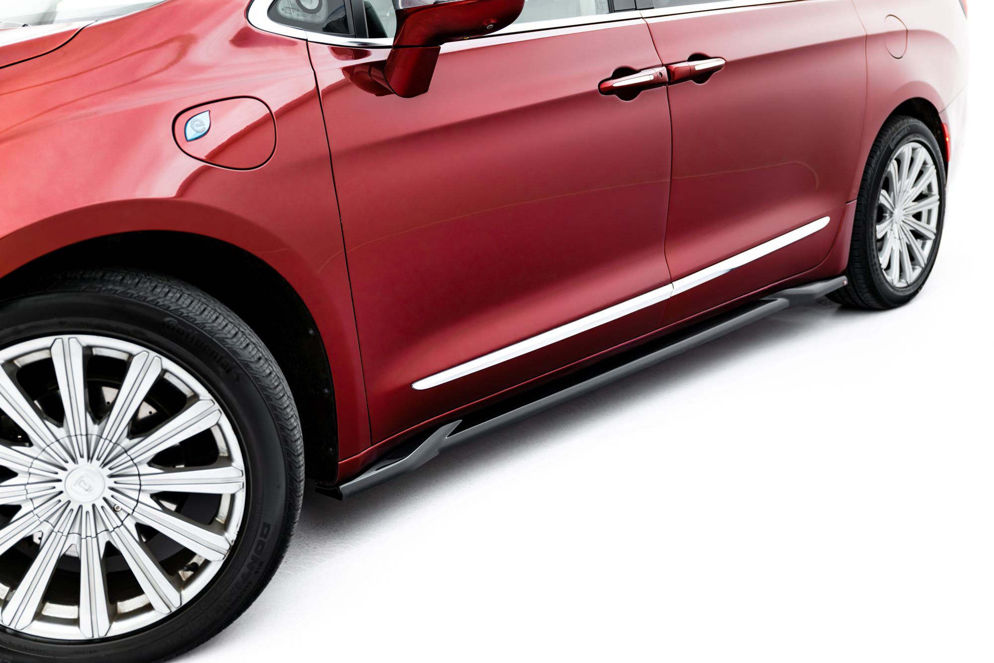Zijskirts Chrysler Pacifica Mk2 V.2 Glans Zwart
