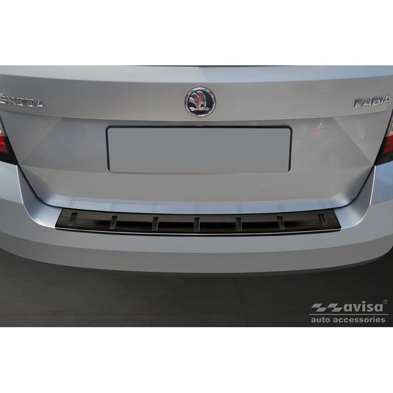 Protection de seuil arrière inox noir sur mesure pour Skoda Fabia III Combi 2014-2018 'STRONG EDITION'