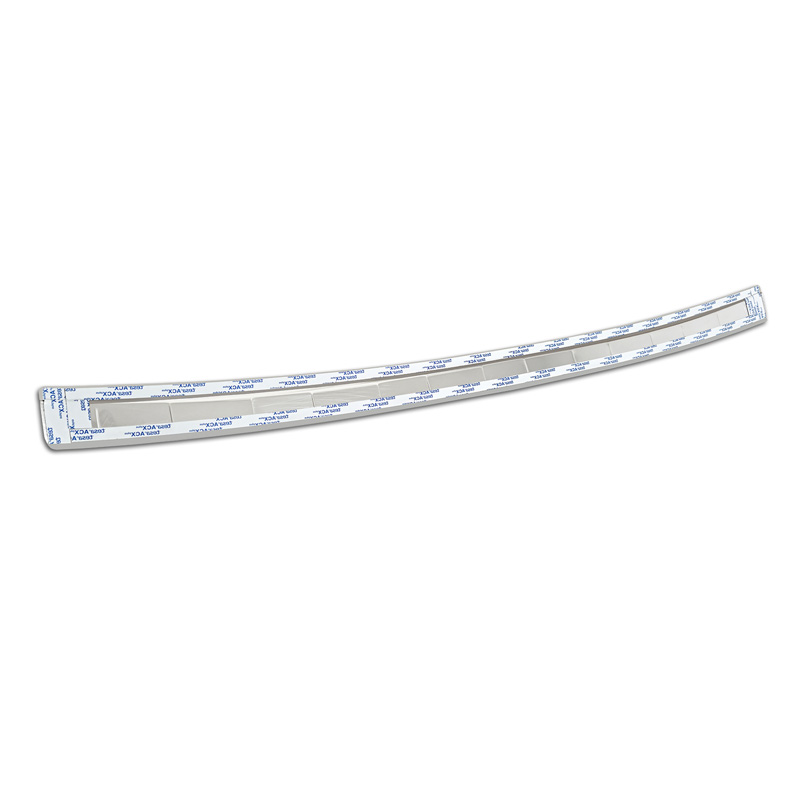 Protection de seuil arrière inox sur mesure pour Dacia Duster III 2024- 'Ribs'
