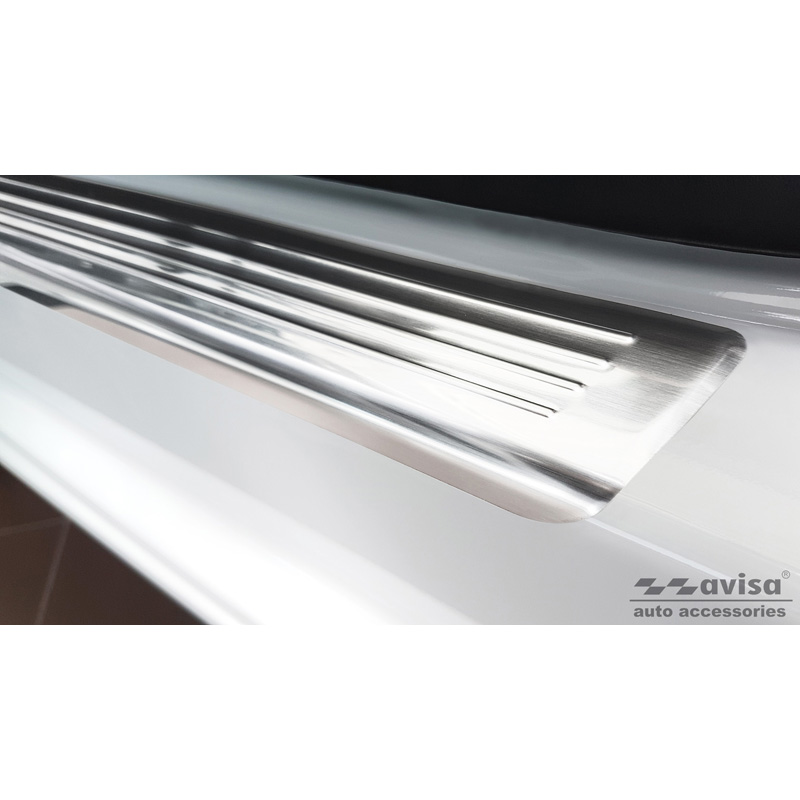 Seuils de portes inox sur mesure pour Peugeot 2008 II 2020- 'Lines' - 4-pièces