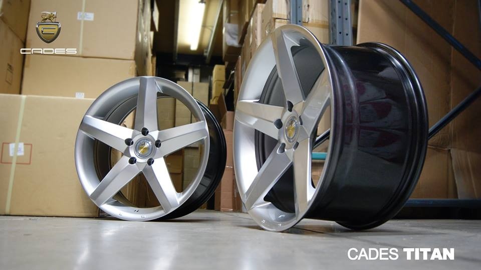 Cades TITAN HIGH POWER SILVER 8.5x19 5x120 ET15