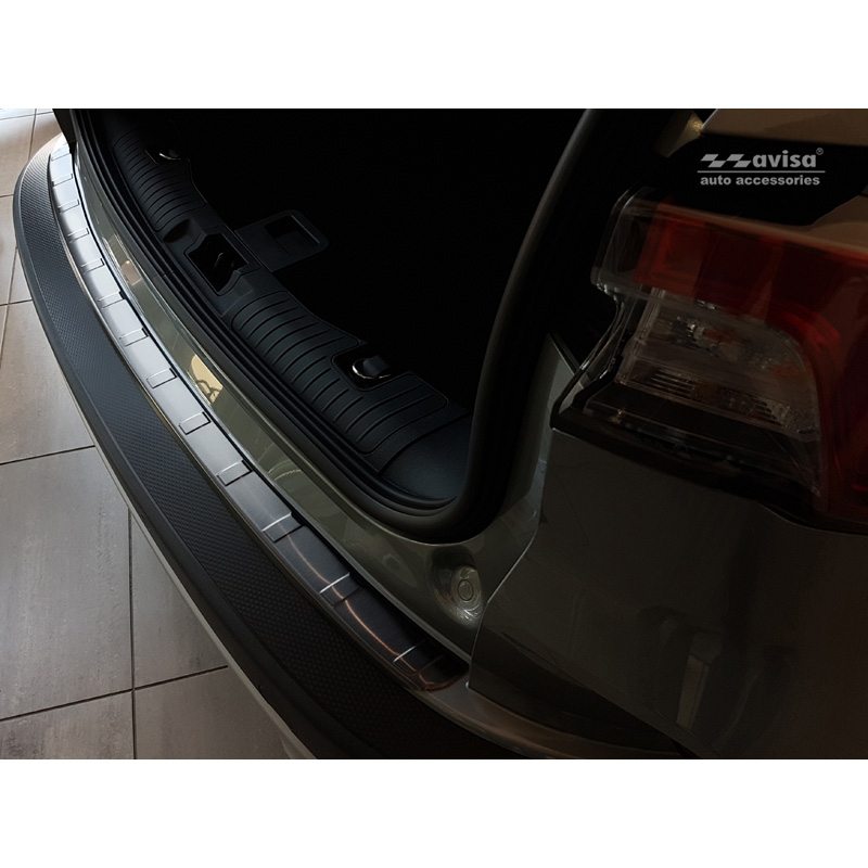 Protection de seuil arrière inox noir sur mesure pour Ford Kuga III Titanium/Trend/Cool+Connect/Hybrid 2019-2024 & FL 2024- excl. ST-Line 'Ribs'