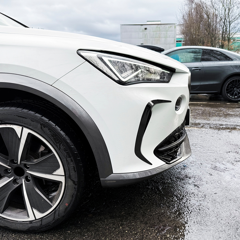 Prises d'air du pare-chocs avant sur mesure pour Cupra Formentor 2020-2024 (ABS Noir Luisant)
