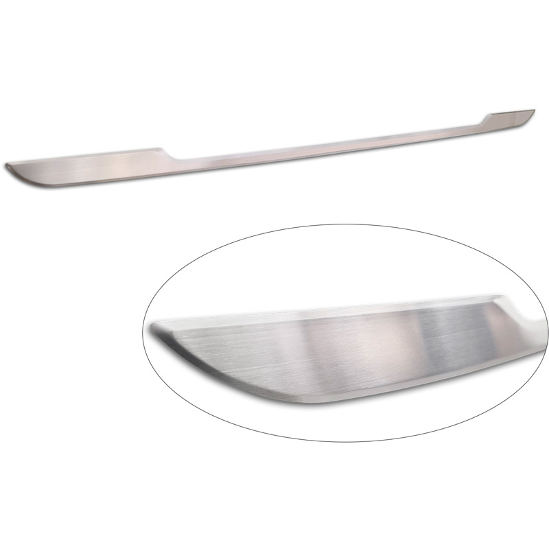 Avisa Revêtement d'habillage du hayon du coffre inox brossé sur mesure pour Volvo V90 II 2016-