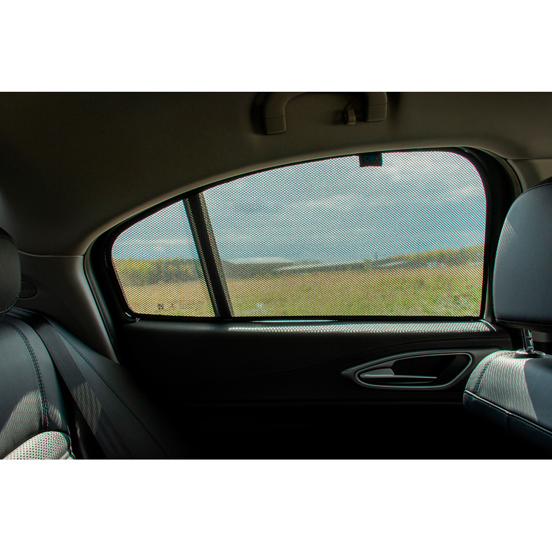 Set de Car Shades sur mesure pour Alfa Romeo Giulia Sedan 2016- (4-pièces)