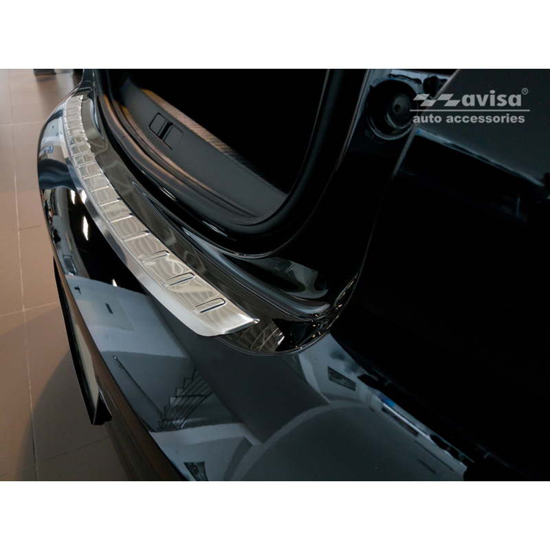 Protection de seuil arrière inox sur mesure pour Peugeot 208 II HB 5-portes 2019-2023 & FL 2023- 'Ribs'