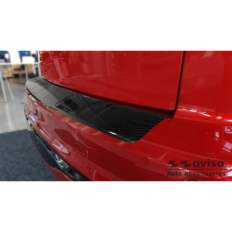 Protection de seuil arrière carboné 3D sur mesure pour Ford Kuga III ST-Line/Vignale/Hybrid 2019-2024 & FL 2024- 'Ribs'