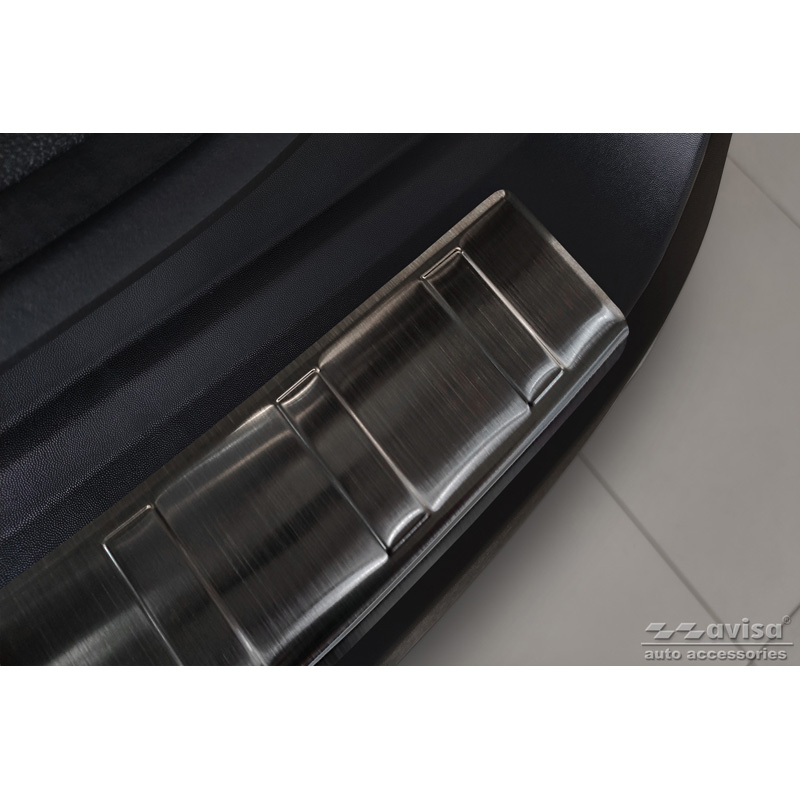 Protection de seuil arrière inox noir sur mesure pour Kia Sportage V 2021- 'Ribs'