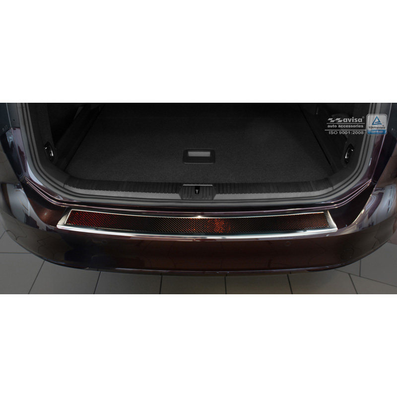 Protection de seuil arrière inox 'Deluxe' sur mesure pour Volkswagen Passat 3G Variant 2014-2023 Chromé/Carboné noir-rouge