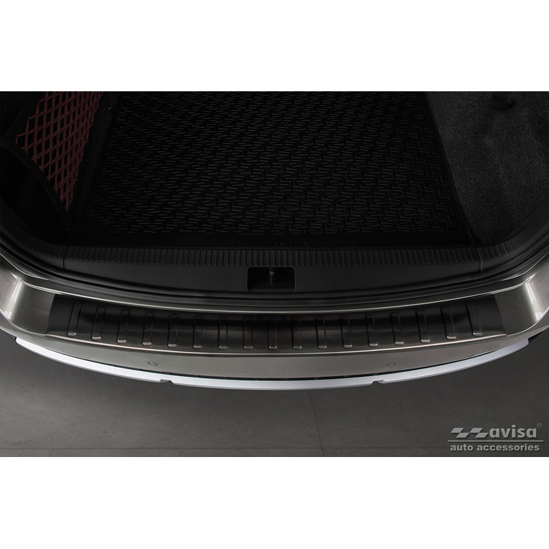 Protection de seuil arrière inox noir sur mesure pour Skoda Octavia III Scout 2014-2020 'Ribs'