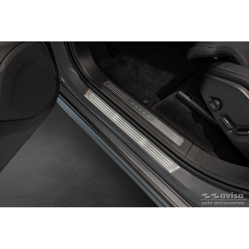 Seuils de portes inoxydable sur mesure pour Volvo XC90 II 2015-2019 et tous les modèles restylés - 'Lines' - 4-pièces