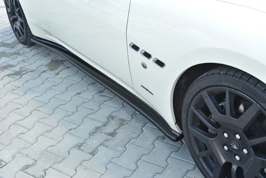 Zijskirts Maserati Granturismo Maxton Glans Zwart