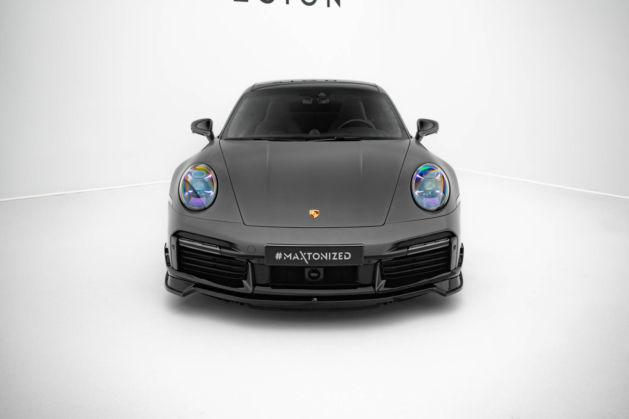 Bodykit Porsche 911 Turbo S Sport Package 992 Maxton Glanzend zwart