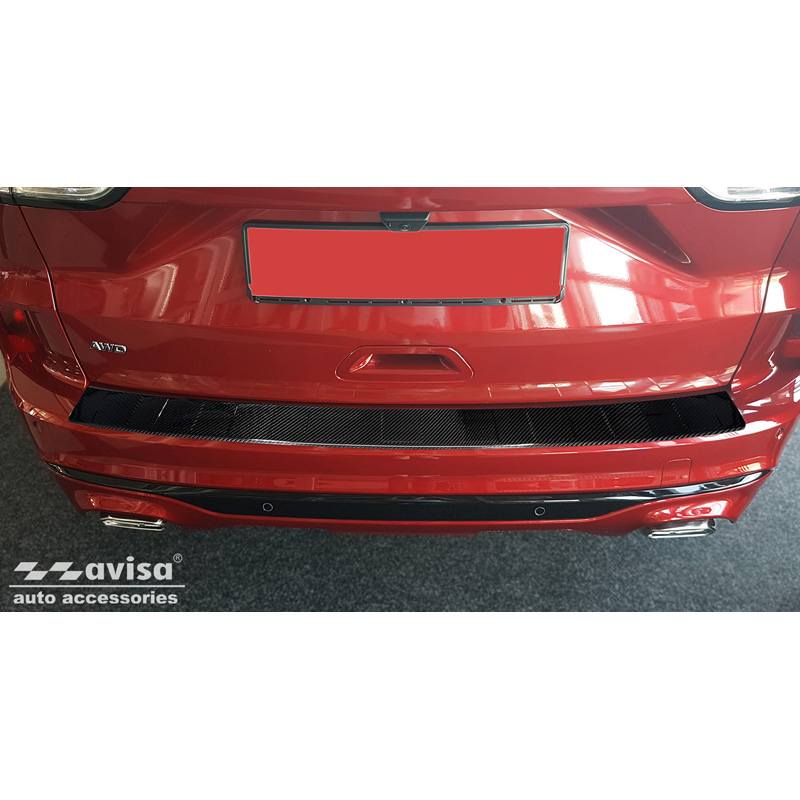 Protection de seuil arrière carboné 3D sur mesure pour Ford Kuga III ST-Line/Vignale/Hybrid 2019-2024 & FL 2024- 'Ribs'