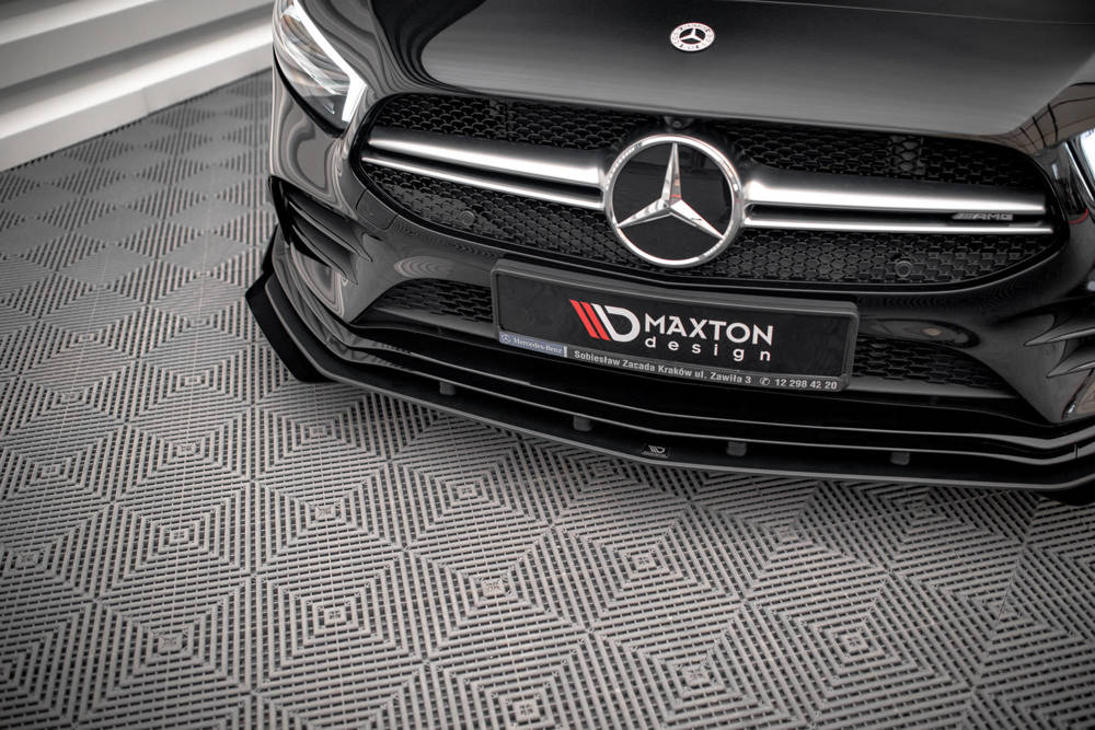 Voorspoiler met Canards Street Pro Mercedes A-Klasse AMG Pakket & A35 AMG W177 Maxton