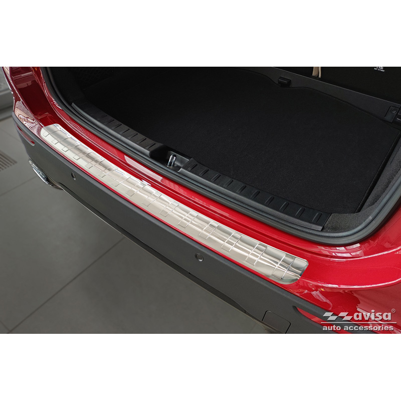 Protection de seuil arrière inox sur mesure pour Mercedes Classe-GLA II H247 2020- 'Ribs'