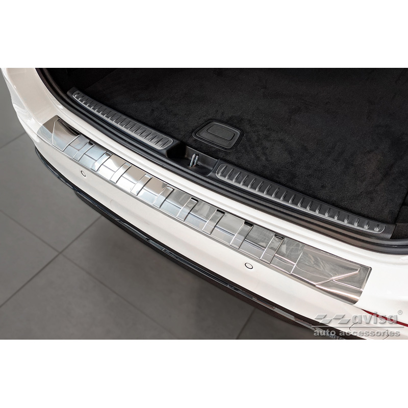 Protection de seuil arrière inox sur mesure pour Mercedes Classe-C W206 Kombi 2021- 'Ribs'