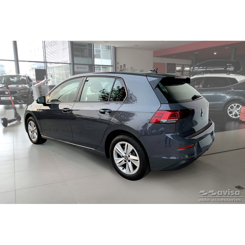 Protection de seuil arrière inox noir mat sur mesure pour Volkswagen Golf VIII HB 5-portes 2020-2024 & FL 2024-