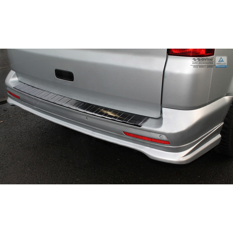 Protection de seuil arrière inox noir sur mesure pour VW Transporter T5 2003-2015 (tous) & T6 2015- / FL 2019- (portes arrière) 'Ribs'